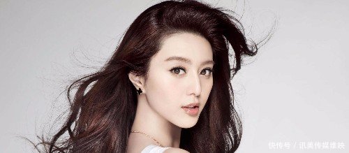 45岁蔡少芬一家近照,曾被吴奇隆劈腿,今被丑