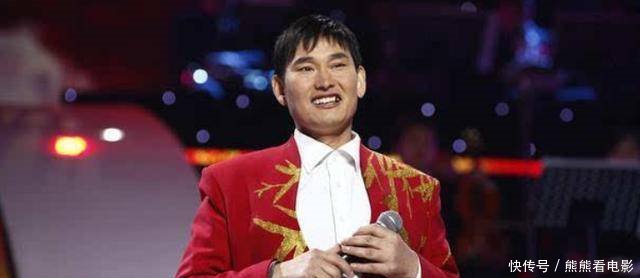 大衣哥再登2019央视春晚 网友不会还唱滚滚长