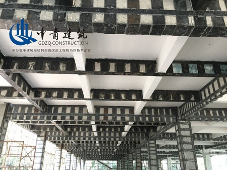 钢梁加固方法有哪些种类的(钢梁加固哪种方法最经济) 钢结构玻璃栈道施工 第2张 钢梁加固方法有哪些种类的(钢梁加固哪种方法最经济) 钢结构玻璃栈道施工 第2张