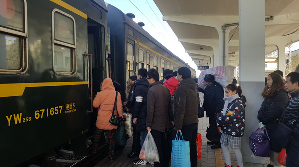 刘立新:25年坚守\"太行公交\"