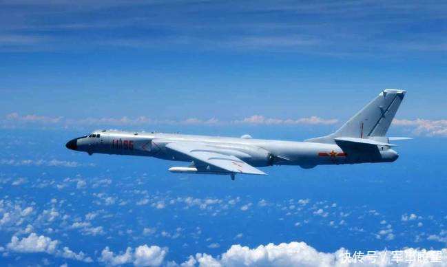 空军轰6K双向绕飞台湾岛 苏35战机首次飞越巴