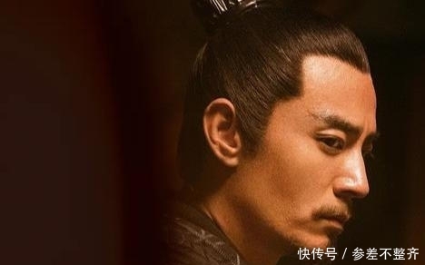 我的初恋交给了母亲