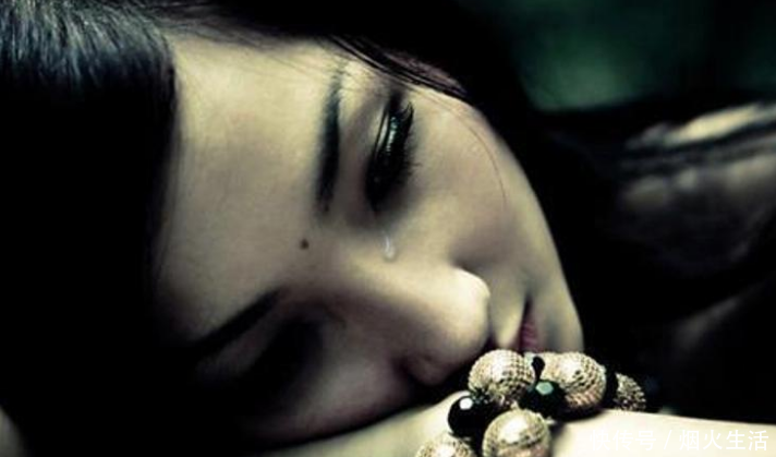 我搬砖供妹妹上学,她嫁入豪门后与我不再联系,许久后街头偶遇