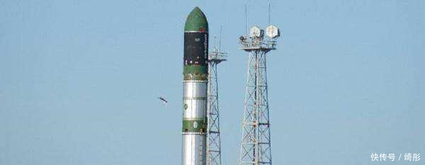 俄罗斯杀手锏RS-28萨尔马特洲际弹道导弹