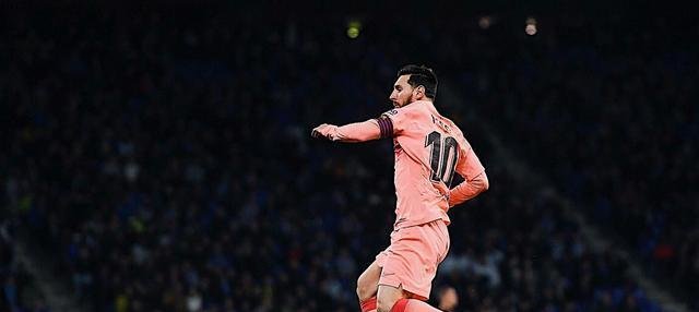 前皇马门将 梅西是足球界谎言! 贝利 他只会用