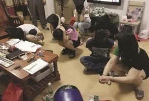 妻子为了丈夫上演“仙人跳”，突发意外只好配合，妻子:他太快了