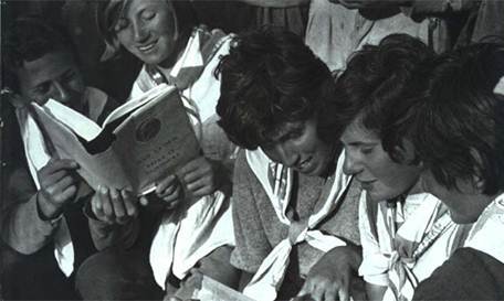 中国援助阿尔巴尼亚始末