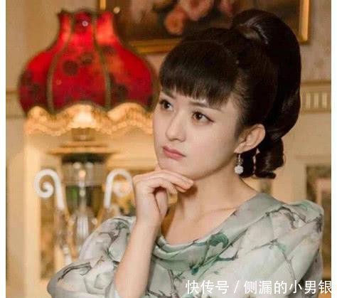 冯绍峰与杨幂同框,与赵丽颖同框,对两人的态度