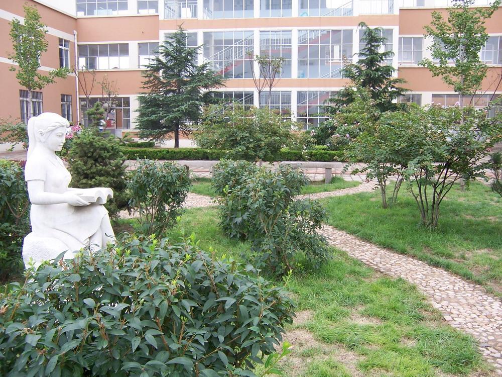 青岛市城阳区正阳路小学