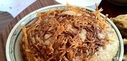 东的朋友请客吃一顿客家菜,网友却说这不是正