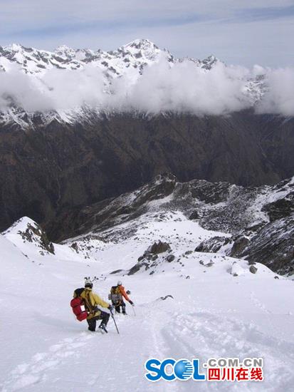 毕棚沟半脊峰冰雪登山大会5月开启 30余城设报名点