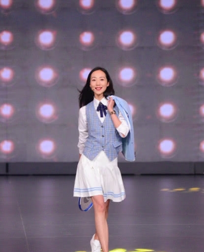 韩雪就假唱事件道歉:父亲突发心脏病,一夜未眠