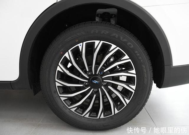 13万上顶配的大七座,轴距2米82,双电滑门+全景影像,比GL8还高 888真人娱乐在线