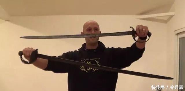 实战的刀剑一般都多重？