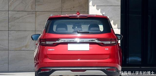 吉利首款MPV汽车吉利嘉际,不仅颜值高,空间也