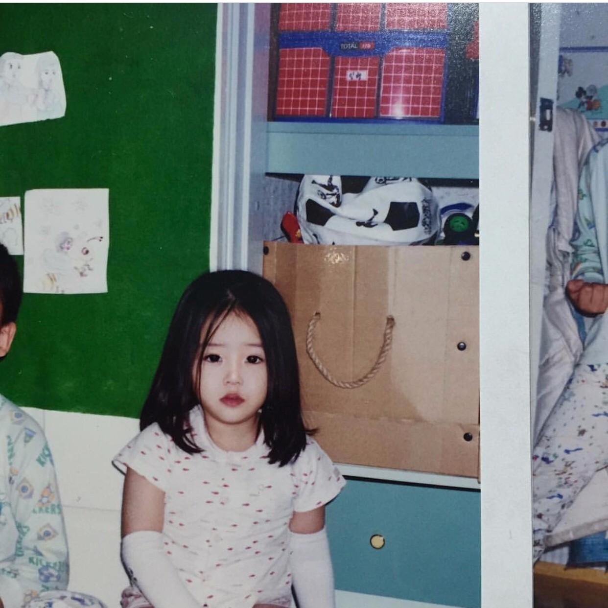 惊呆!史上最美天然母女，颜值逆天似姐妹!