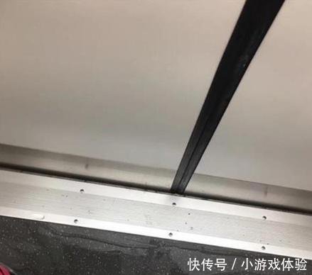 武汉一爷爷地铁不住,女生怒怼乘客他憋小便了男童qq字俩a爷爷网名图片
