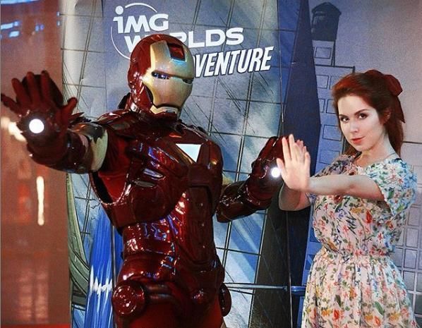 罗斯小姐姐用cosplay致敬复联4,她承包漫威几