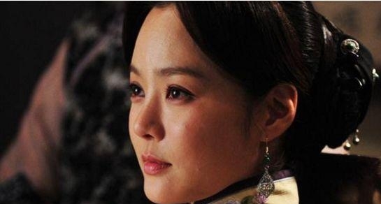 她27岁离婚,后嫁到中国,被公婆宠爱,如今39岁逆生长 凯时娱乐下载