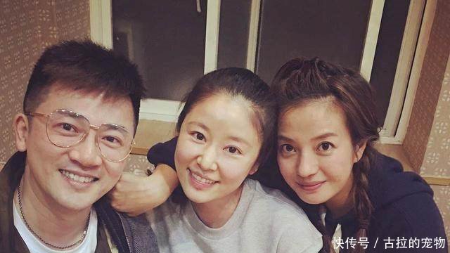 赵薇同框林心如,一个真的像少女,而另一个真的