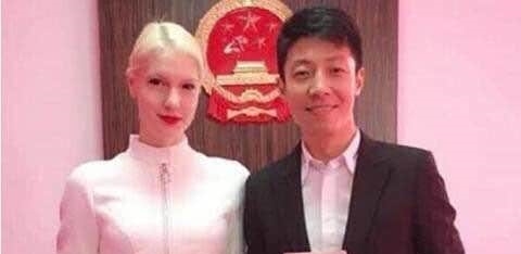 结婚3年,撒贝宁外国妻子近照曝光,网友:容貌大变样 盈丰国际yf8888