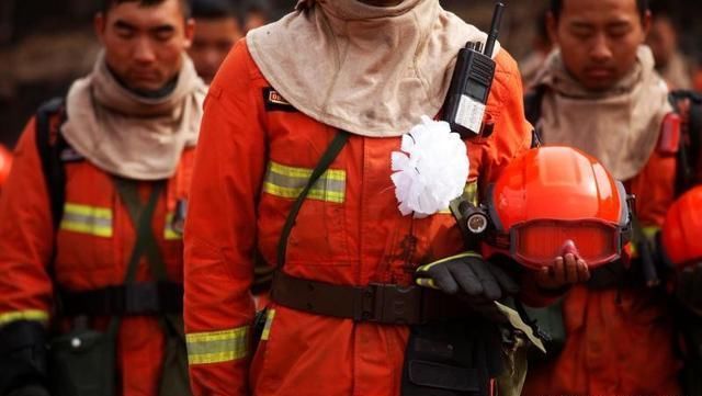 甘肃省森林消防总队增援分队在山西沁源沉痛哀