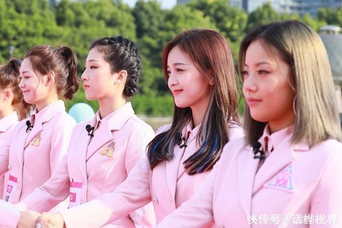 《创造101》第九期:高颖浠妈妈跳主题曲舞蹈被