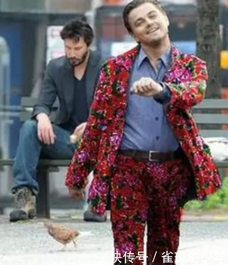 明星挑战东北大花布,摆拍动作男帅女靓,但没