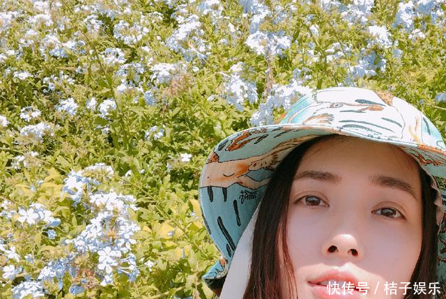 郭碧婷最新旅行美照 身穿粉色拼接连衣裙 少女