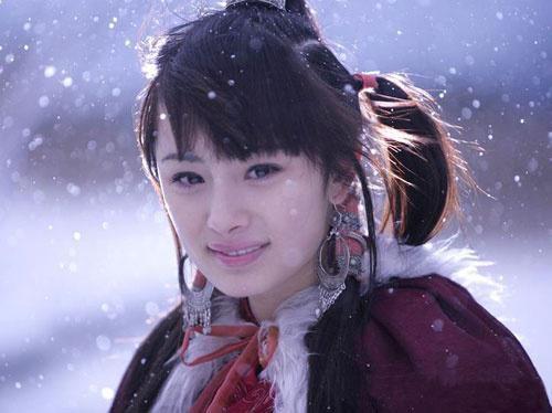 丫丫古装美出天际,杨幂的王昭君成经典,关晓彤