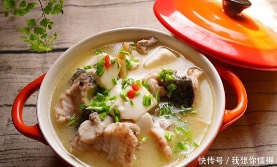 黑鱼豆腐汤怎么煮 t017183e3fda3377c0a.jpg