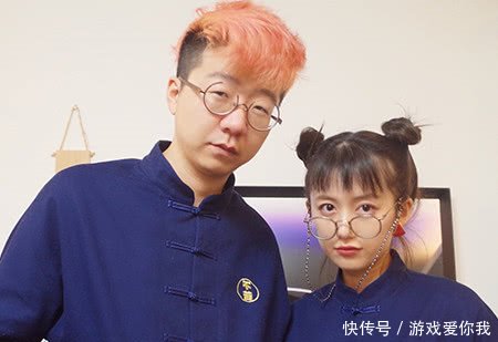 李诞酒吧被拍引网友吐槽,沈腾与异性合照姿势