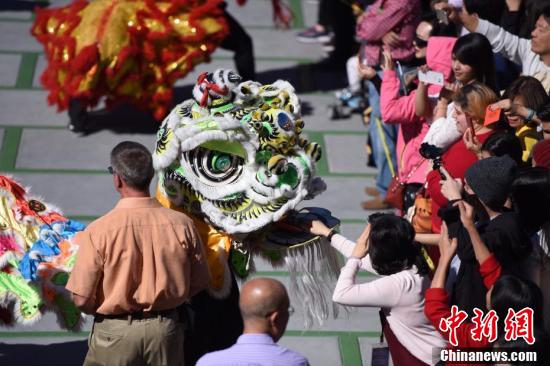 洛杉矶佛光山西来寺大年初一祈福庆新春