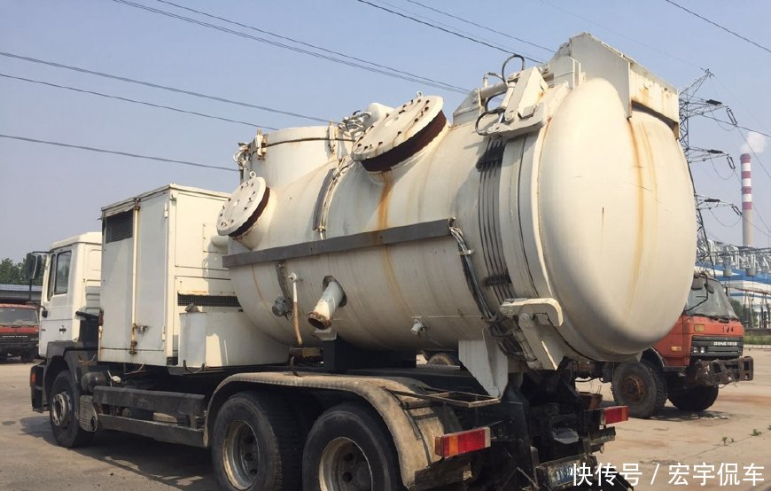 德国曼恩上世纪60年代诞生的卡车,被陕汽引入