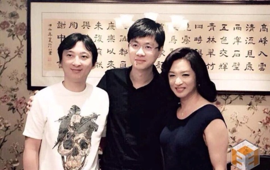 王思聪撕遍大牌,却唯独撕完他立马道歉,网友:不