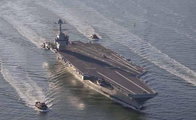 截肢重来!总统下令福特级拆掉电磁弹射器,真男