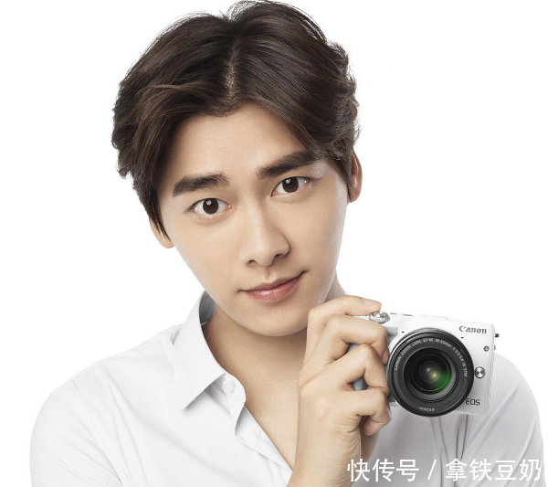 凭借《新版红楼梦》大火,杨幂曾是她的配角,如