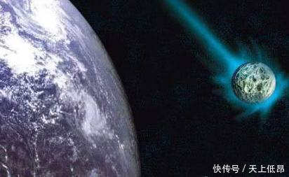 一亿吨白金小行星经过地球，只要将其拦截下，就能卖5万亿美金