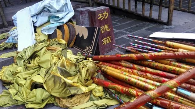 拆啦!拆啦!蜀南竹海景区非法功德箱被拆