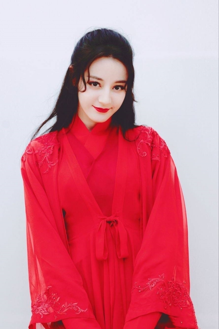 烈火如歌:迪丽热巴 片尾曲你唱,网友肯定喜欢!