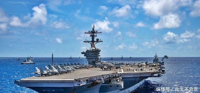 环太平洋联合军演 各国海军组成编队拍摄宣传