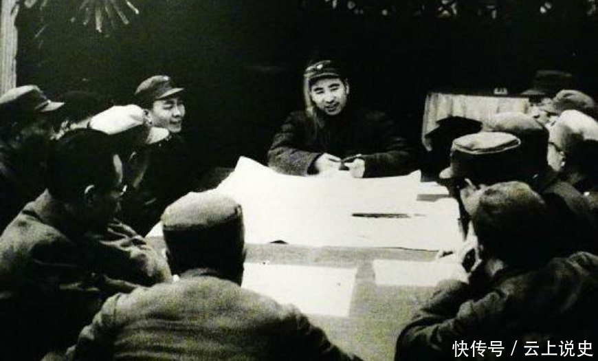 中央下达八字电令，林彪收到后，为何回电时加了两字？字字千钧！