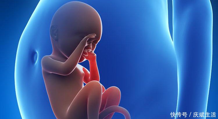 胎儿缺氧有3个症状, 那是孩子在求救, 孕妇要尽