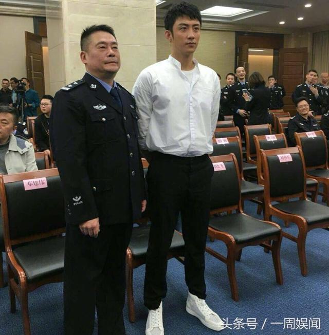 刘诗诗钟汉良红毯-赵丽颖李易峰-马天宇机场-唐