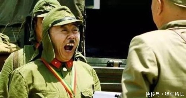 为何日军会在帽子上加2块布?专家:此举可以少