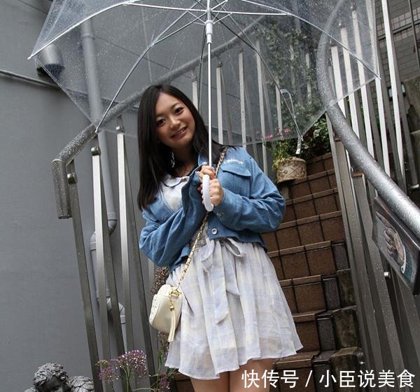 街拍 图1丸子头美女, 穿黑色丝袜! 图4紧身裤美