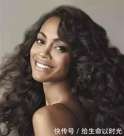 《复联4》为什么黑寡妇死后没有摆照片,也没有