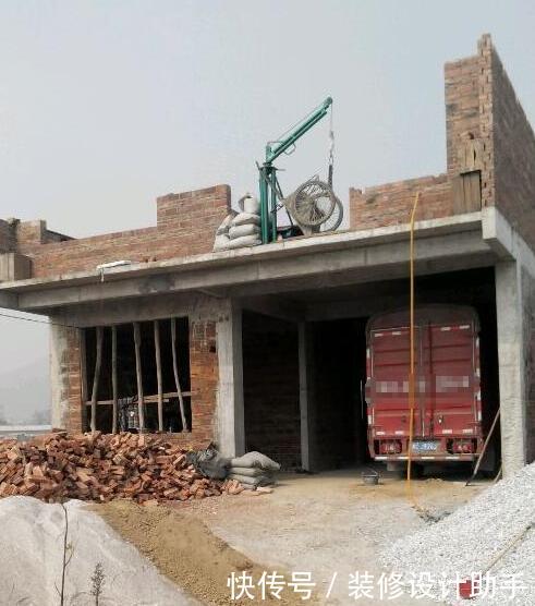 农村人建房就喜欢攀比、爱面子,砸21万建四层