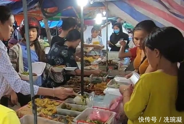 越南富士康工资不高,员工下班就吃快餐,一份15块你说贵不贵? ibet平台网址
