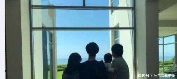 庾澄庆晒出自己的全家福照片,妻子怀孕二胎的